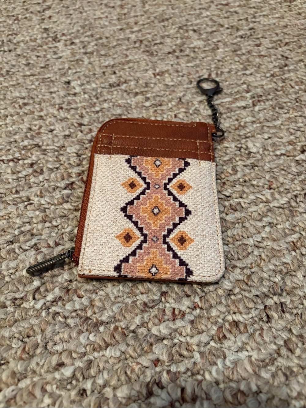 Wrangler Cream and Tan Woven Card Holder with Key Clip